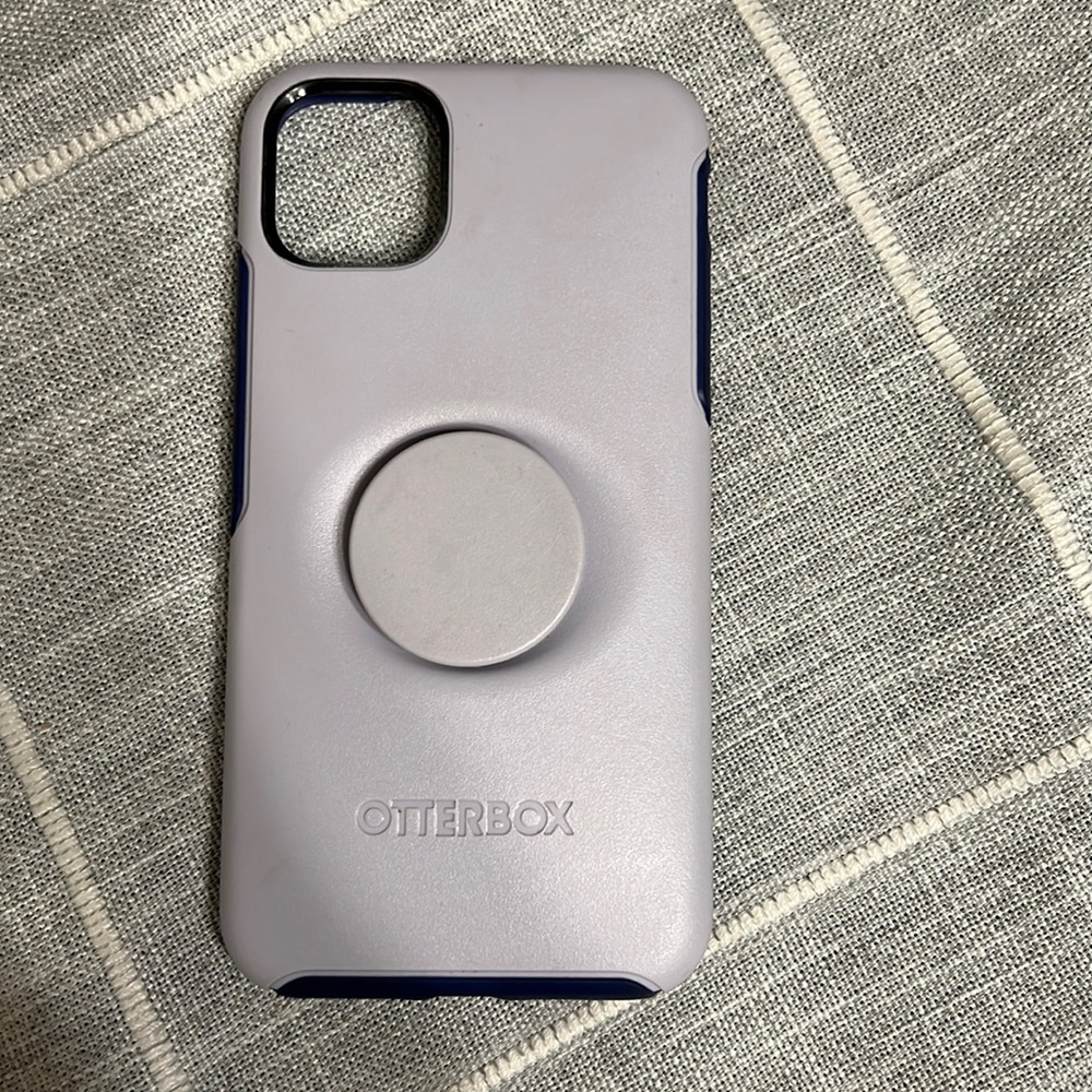 Purple otterbox iphone11 pro max